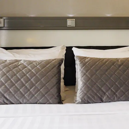 Hotel Cc 3*