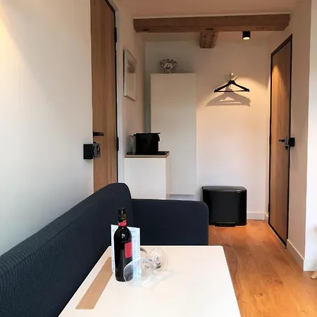 Bed & Breakfast 23 Sous