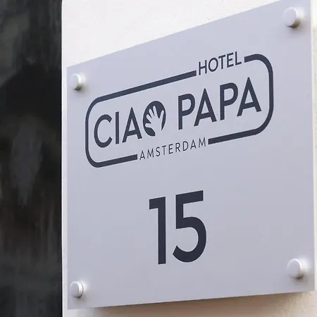 Ciao Papa Station