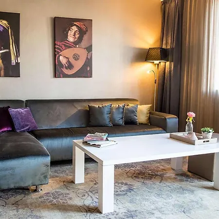 Luxury Hotel