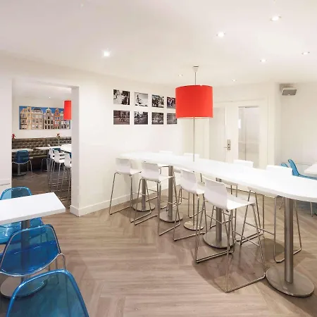 Ibis Styles Station מלון 3*