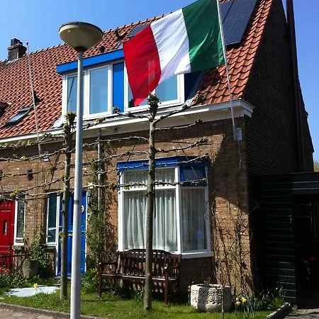 Amsterzonian Amsterdam