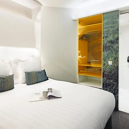 Ibis Styles Station מלון