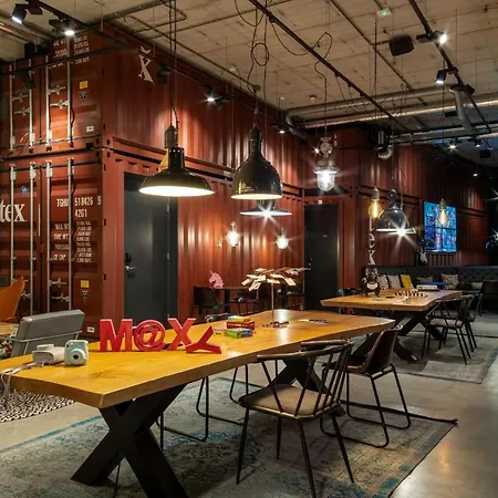 Otel Moxy Houthavens 4*