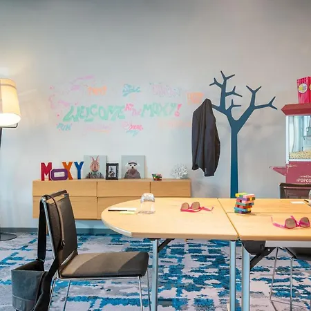Otel Moxy Houthavens