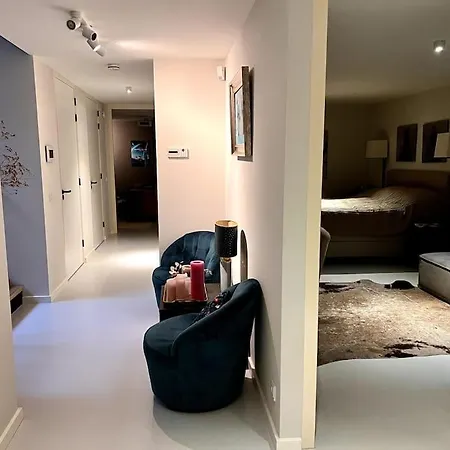 Luxury Waterfrontvilla Amsterdam