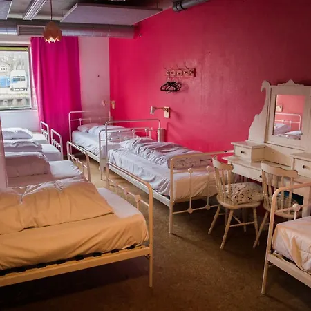 Clinkmama Hostel Amsterdam