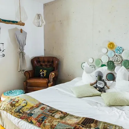 Clinkmama Hostel *