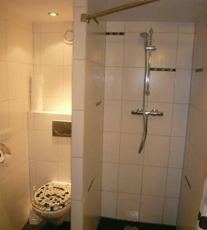 Bed & Breakfast Houseboat Vliegenbos *