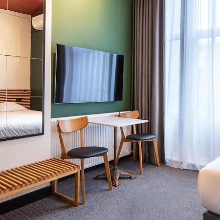 Otel Weber 2*