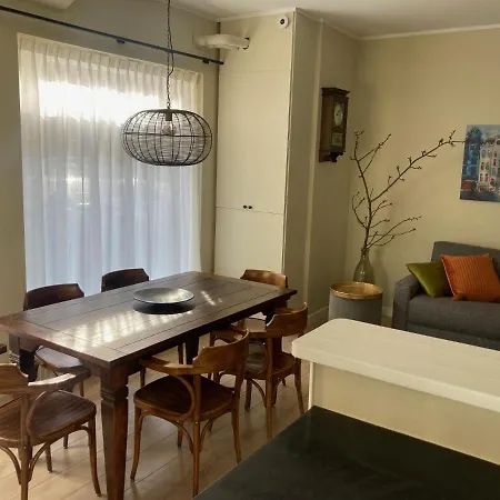 Very Ground Floor In A Great Location * Amsterdam