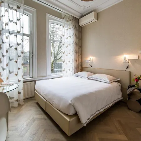 Amstel Corner