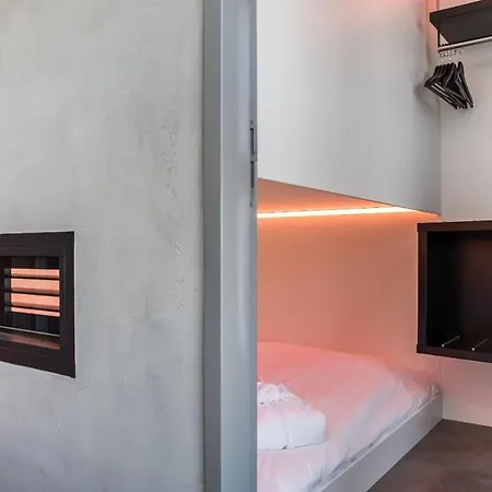 Hostel This HoTel Amsterdam