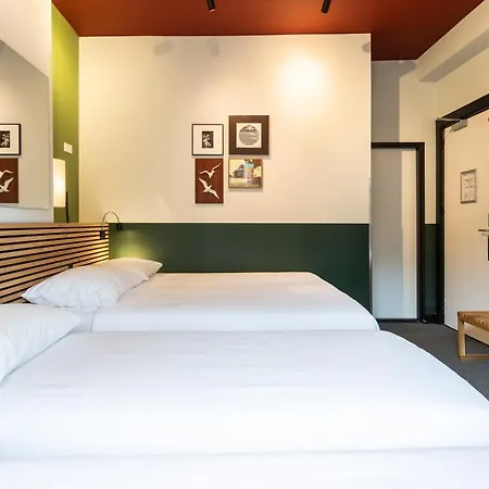 Weber Otel 2*