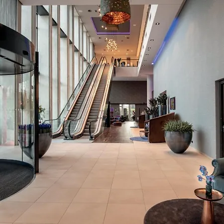 Leonardo Royal 4* Amsterdam