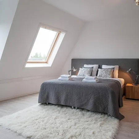 Sarphatipark Apartments Amsterdam
