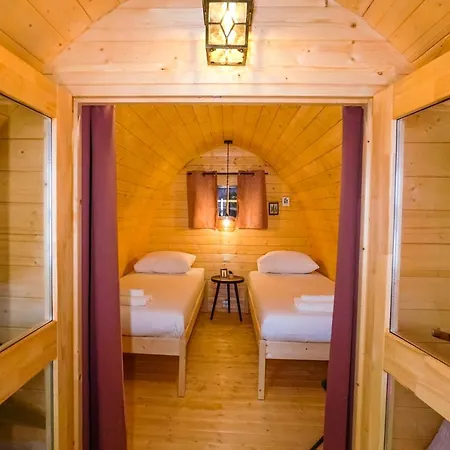 Hotel Outside