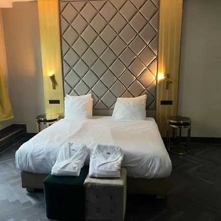 G Experience Hotell 3*
