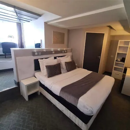Hotel Cc 3*