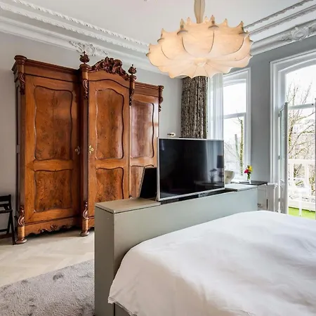 Hotel Amstel Corner 3*