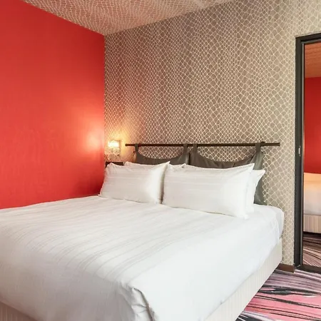 Apollo Amsterdam, A Tribute Portfolio Hotel 4*
