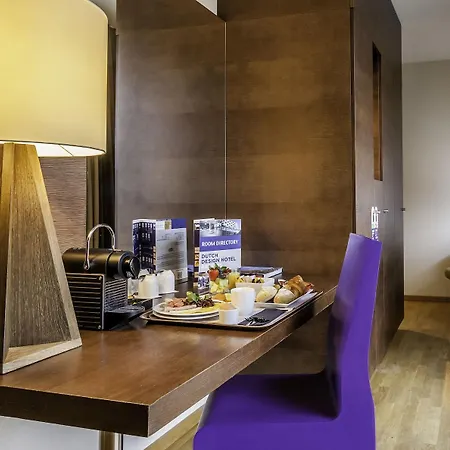 Artemis Hotel