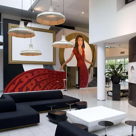 Artemis Hotel 4*
