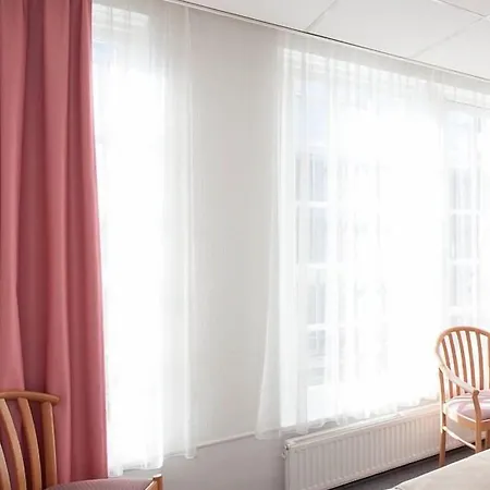 Hotel Rho 3*