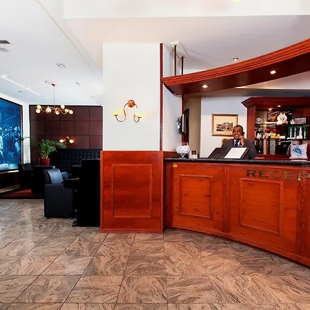 Port Cleve 4* Amsterdam