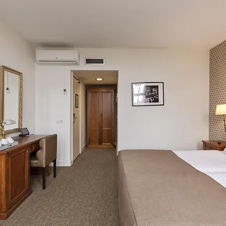 Hotel Dikker & Thijs 4*