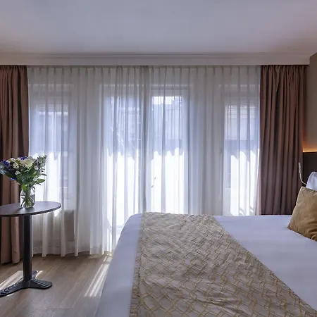 Hotel Avenue 3*