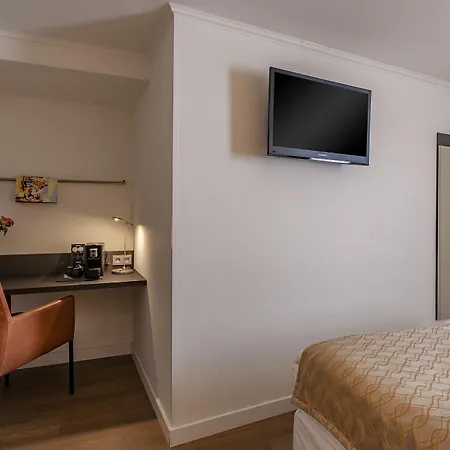 Hotel Avenue 3*