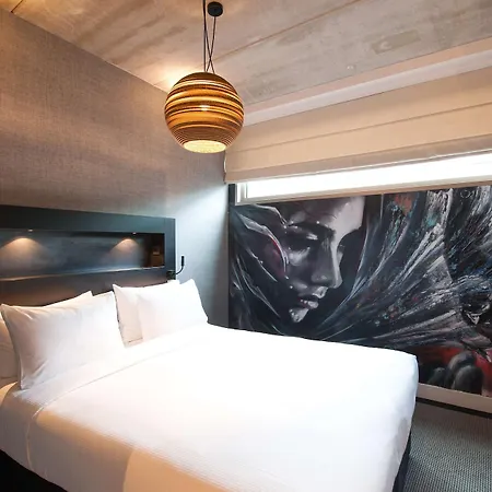 Doubletree By Hilton - Ndsm Wharf Hotel