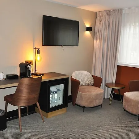 فندق Huygens Place 4*