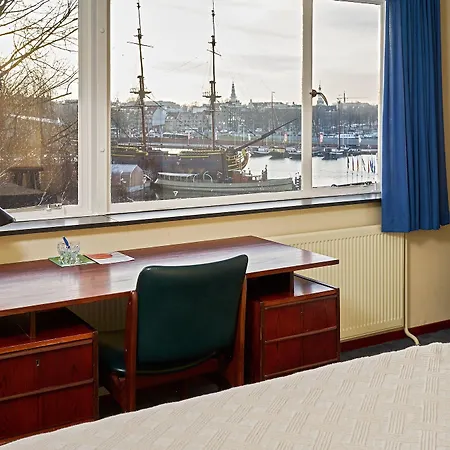 Homeland Hotell 3*