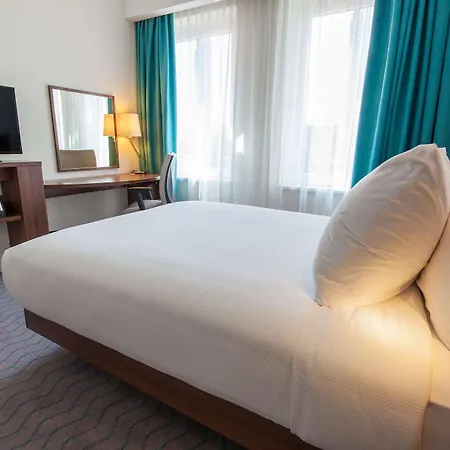 Hotel Hampton By Hilton Centre East