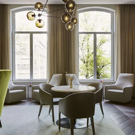 Hyatt Regency Amsterdam