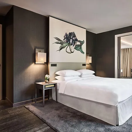 Hyatt Regency 5*