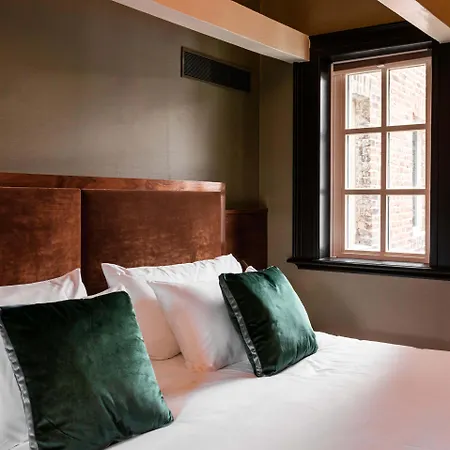 Mai Hotell