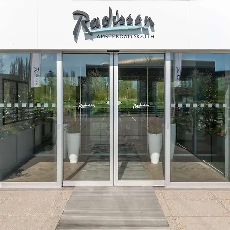 Radisson And South 4*