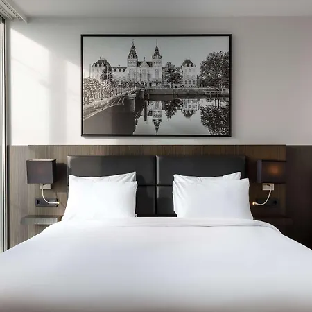 Hotel Radisson And South Amsterdam