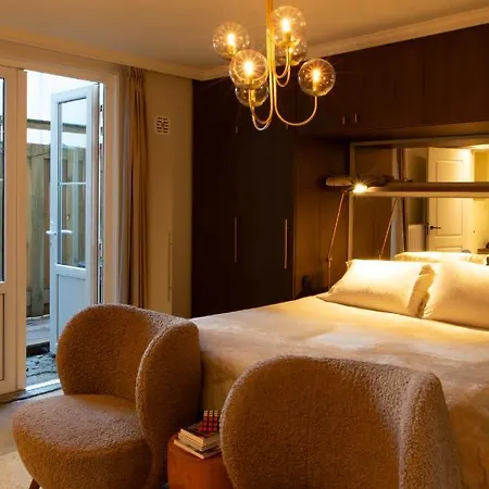 Midtown Bed & Breakfast *