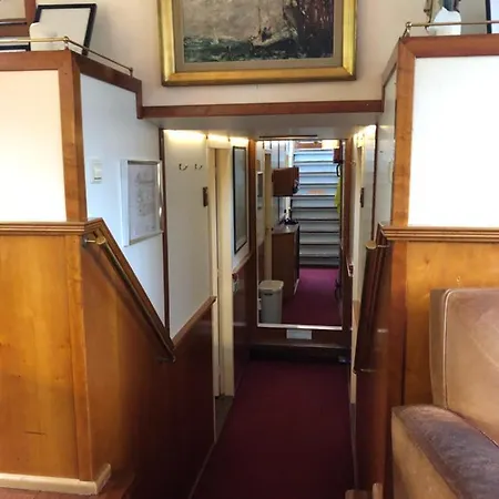 Hotelboot Zwaan Amsterdam