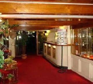 Rembrandtplein Hotel *