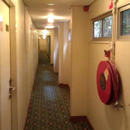 Budget Hostel Bargain Toko * Amsterdam