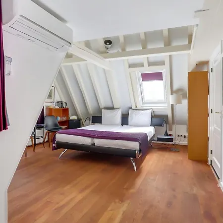 Guest house City-centre, Canal-house, Luxurious , Stylish Bedroom, Ensuite Bathroom *