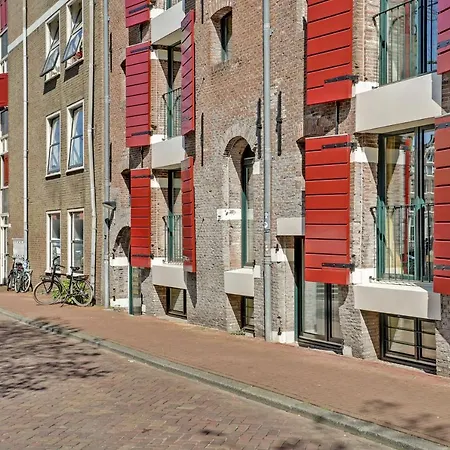 Guest house City-centre, Canal-house, Luxurious , Stylish Bedroom, Ensuite Bathroom Amsterdam