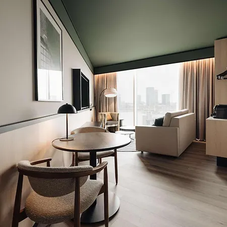 Doubletree By Hilton Centraal Station 4* Amsterdam