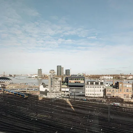 Doubletree By Hilton Centraal Station