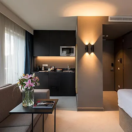 Pestana Riverside Hotel